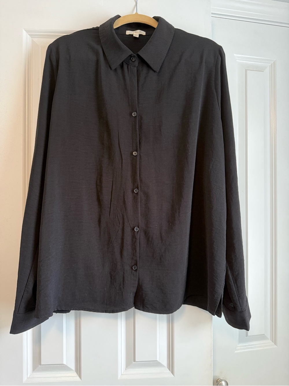 nine britton Black Lightweight Button-Up Shirt